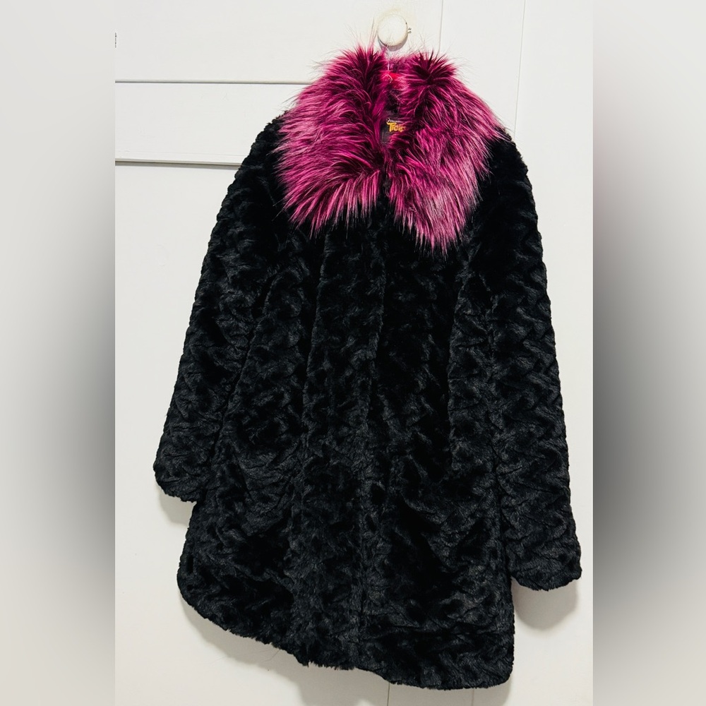 Adrienne Landau Dreamwork Trolls Faux Fur Coat w/ Vibrant Fuchsia Collar & Hat